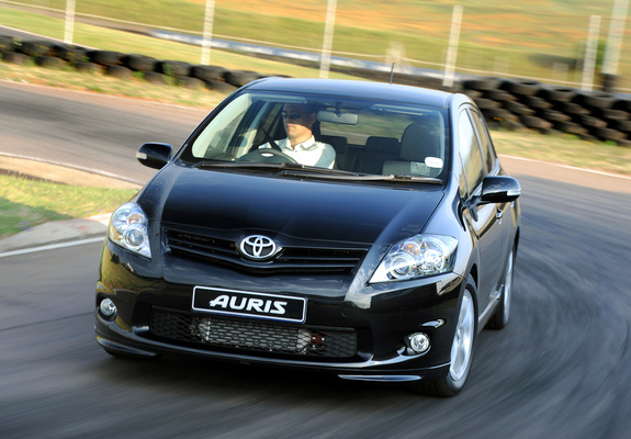 Photos of TRD Toyota Auris 5-door ZA-spec 2011