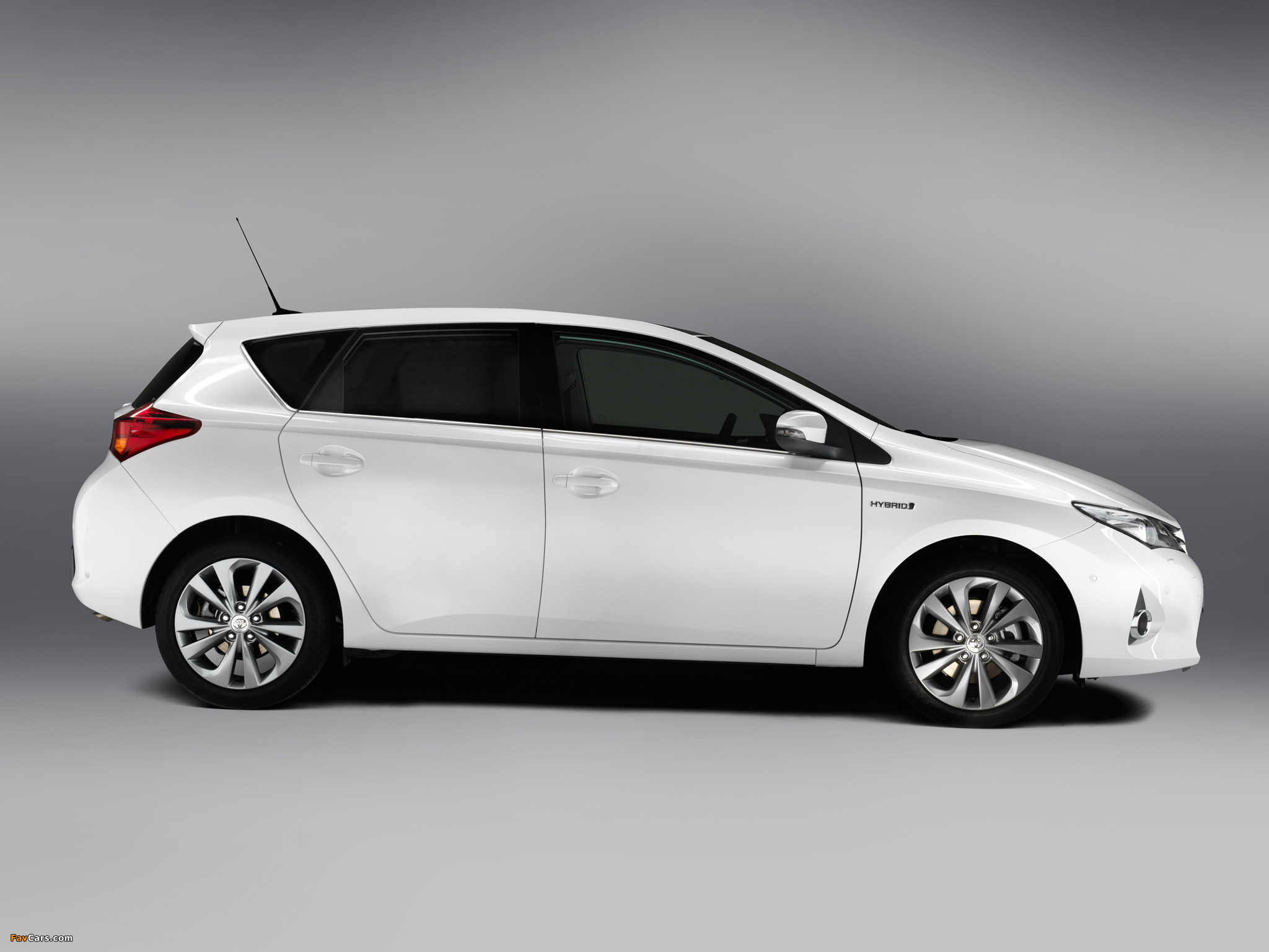 Photos of Toyota Auris Hybrid 2012 (2048 x 1536)