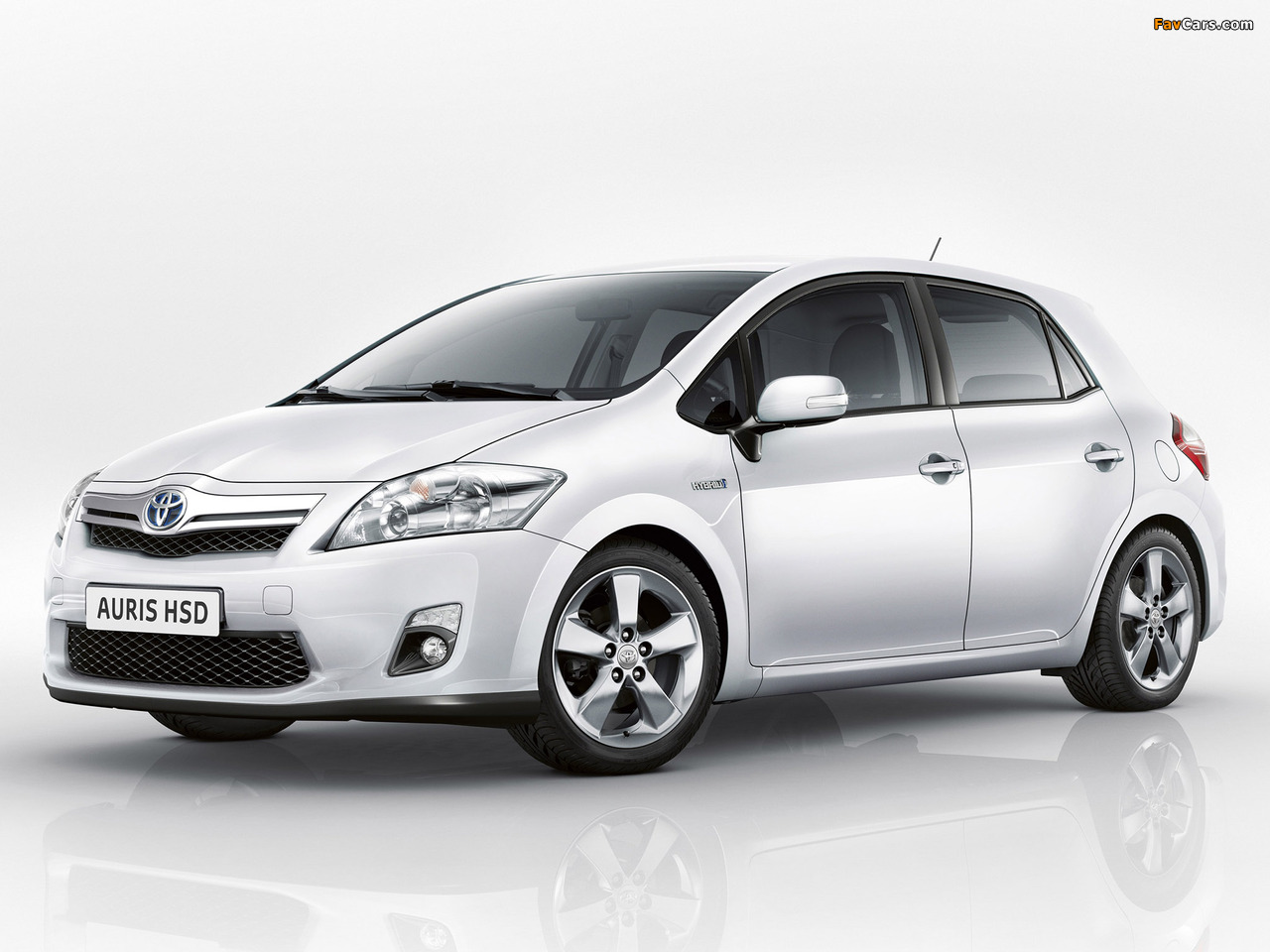 Pictures of Toyota Auris HSD 2010–12 (1280 x 960)