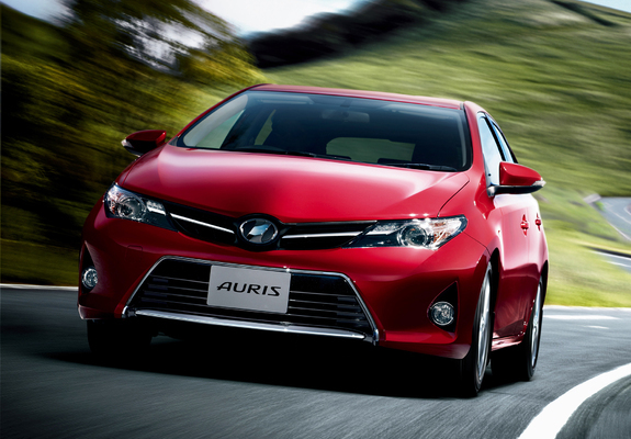 Pictures of Toyota Auris RS S Package JP-spec 2012