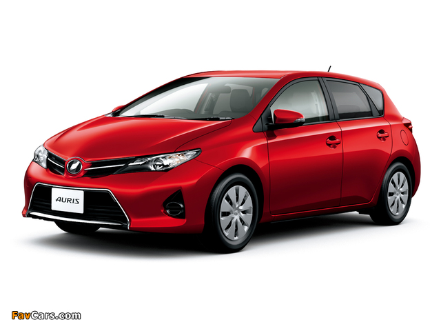 Pictures of Toyota Auris RS S Package JP-spec 2012 (640 x 480)