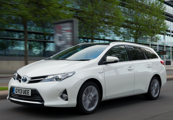 Pictures of Toyota Auris Touring Sports Hybrid UK-spec 2013