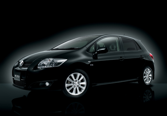 Toyota Auris S Package TUMI Version 2007 images