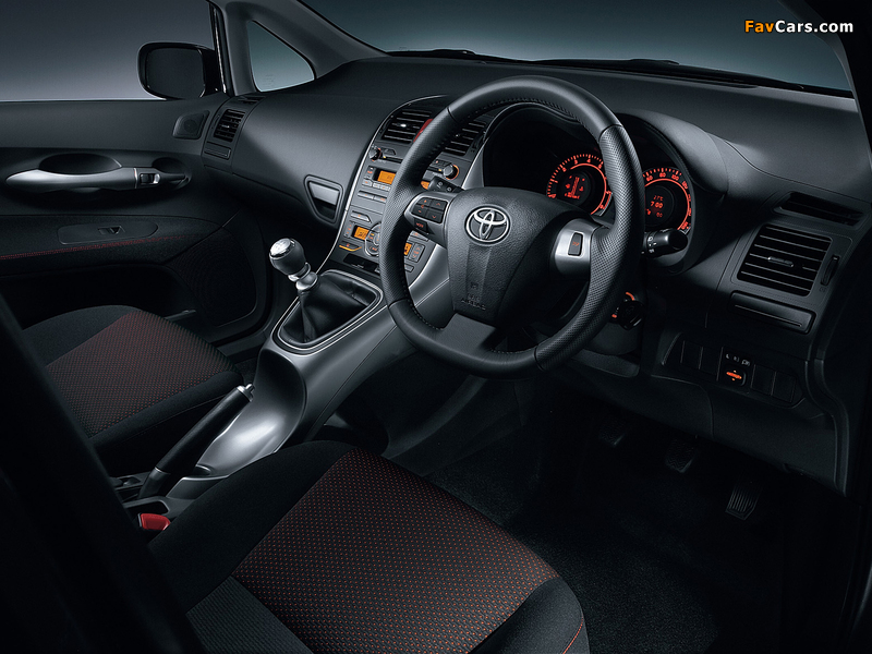 Toyota Auris JP-spec 2009–12 images (800 x 600)