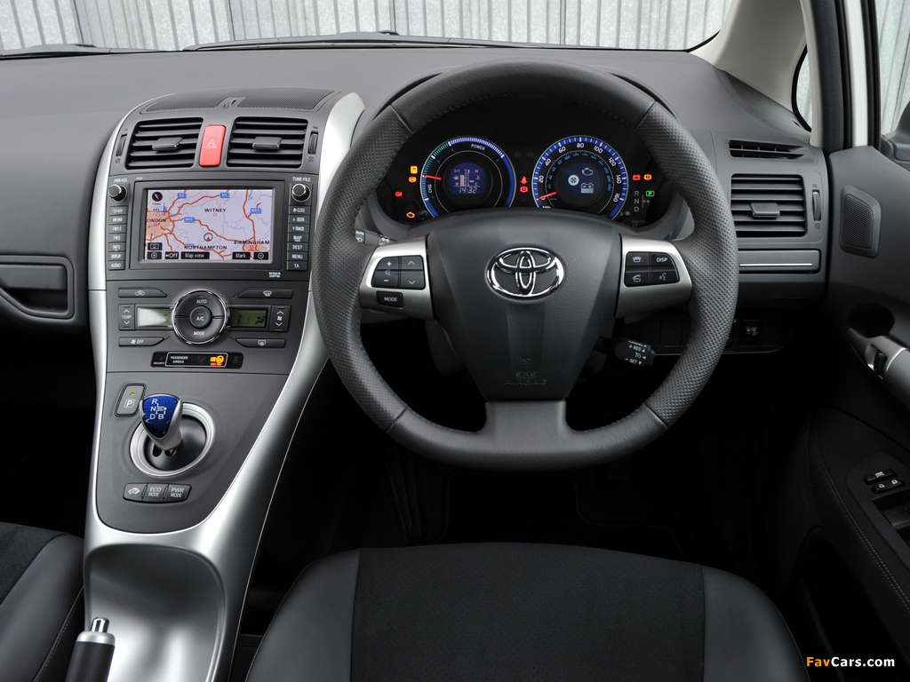 Toyota Auris HSD UK-spec 2010–12 images (1024 x 768)