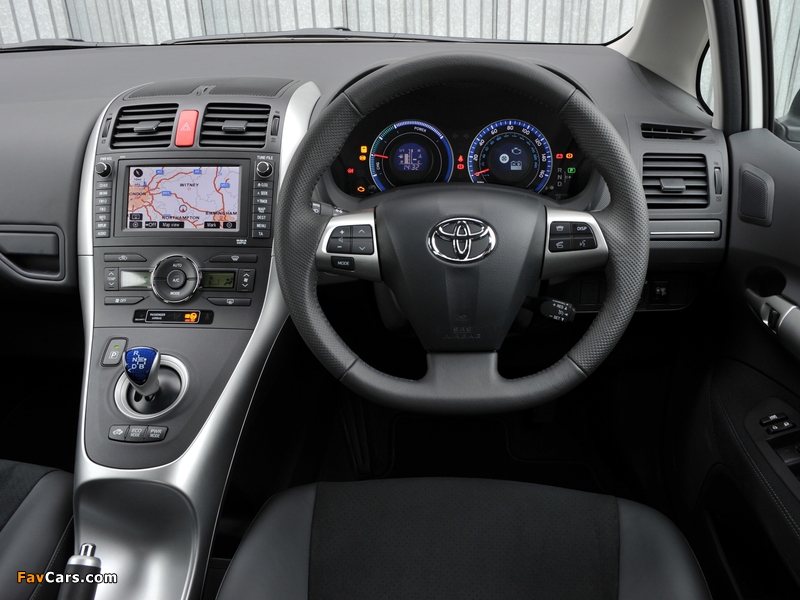 Toyota Auris HSD UK-spec 2010–12 images (800 x 600)