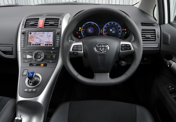 Toyota Auris HSD UK-spec 2010–12 images