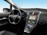 Toyota Auris HSD 2010–12 photos