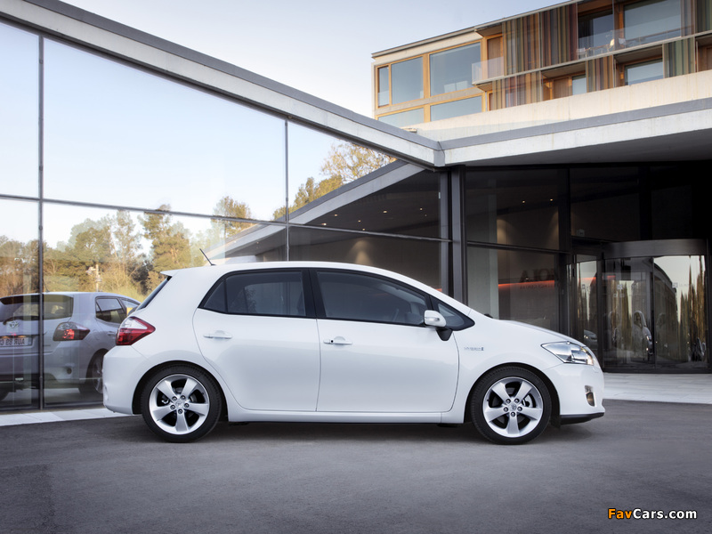 Toyota Auris HSD 2010–12 pictures (800 x 600)