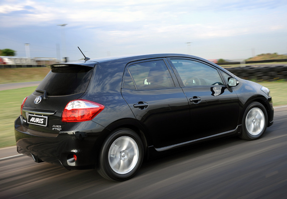 TRD Toyota Auris 5-door ZA-spec 2011 pictures