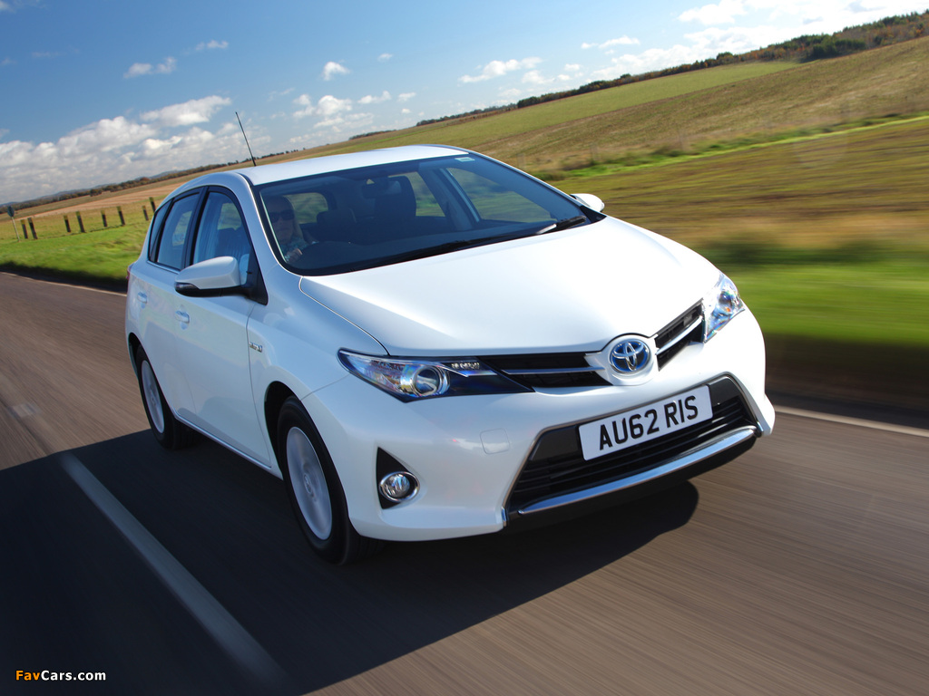 Toyota Auris Hybrid UK-spec 2012 images (1024 x 768)