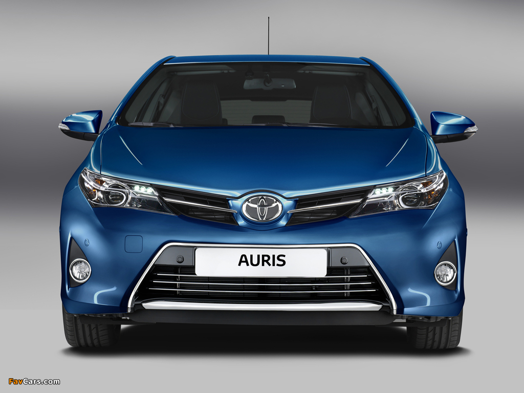 Toyota Auris 2012 images (1024 x 768)