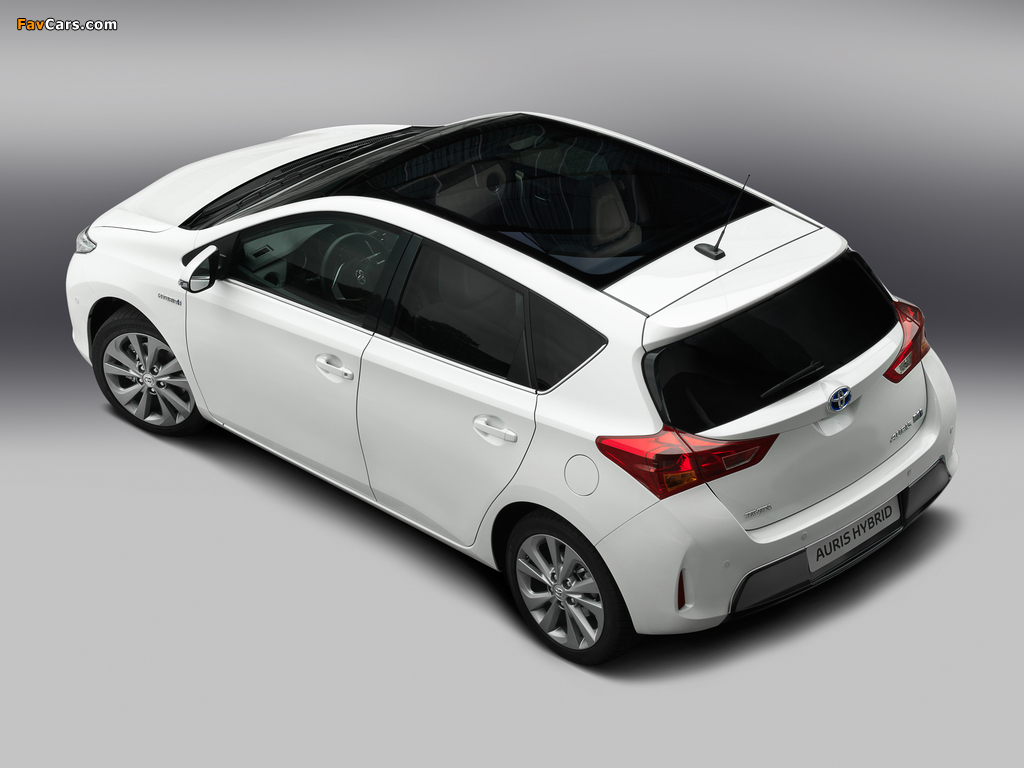 Toyota Auris Hybrid 2012 photos (1024 x 768)