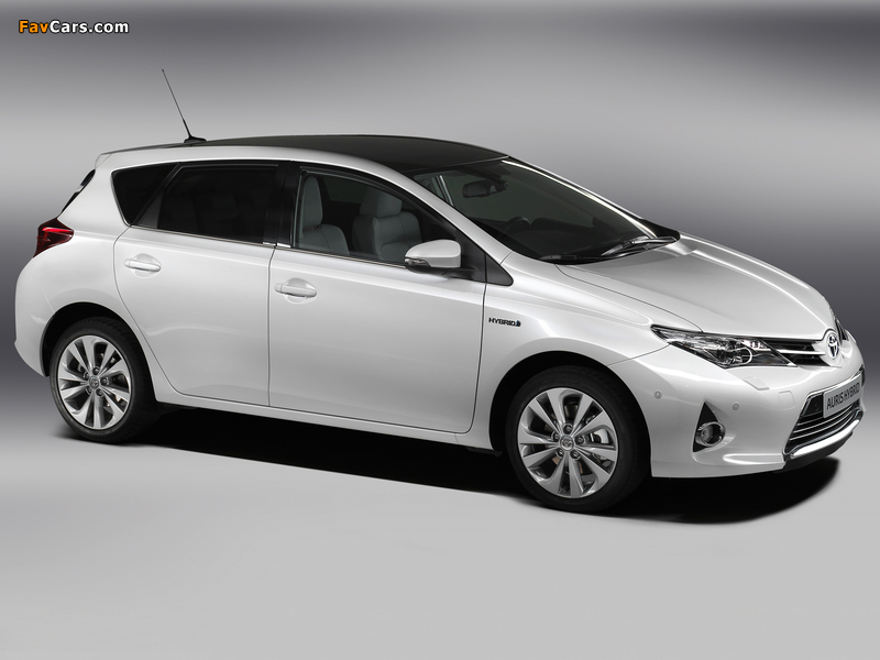 Toyota Auris Hybrid 2012 photos (800 x 600)
