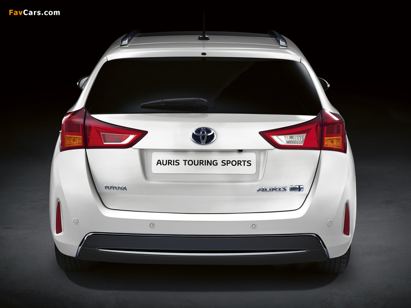 Toyota Auris Touring Sports Hybrid 2012 pictures (800 x 600)