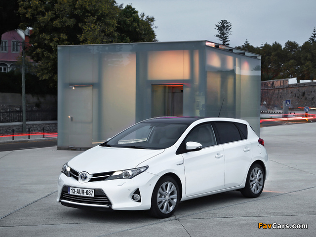 Toyota Auris Hybrid 2012 pictures (640 x 480)