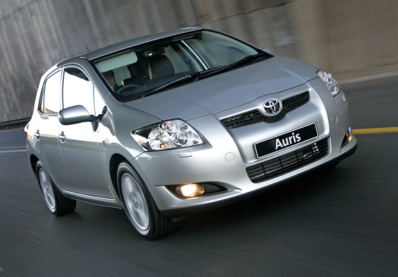 Toyota Auris 5-door ZA-spec 2007–10 wallpapers