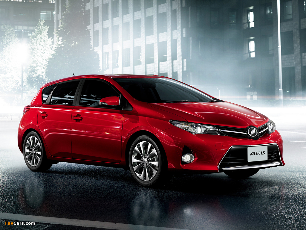 Toyota Auris RS S Package JP-spec 2012 wallpapers (1024 x 768)