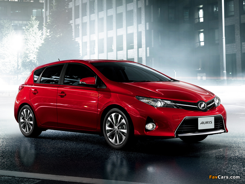Toyota Auris RS S Package JP-spec 2012 wallpapers (800 x 600)