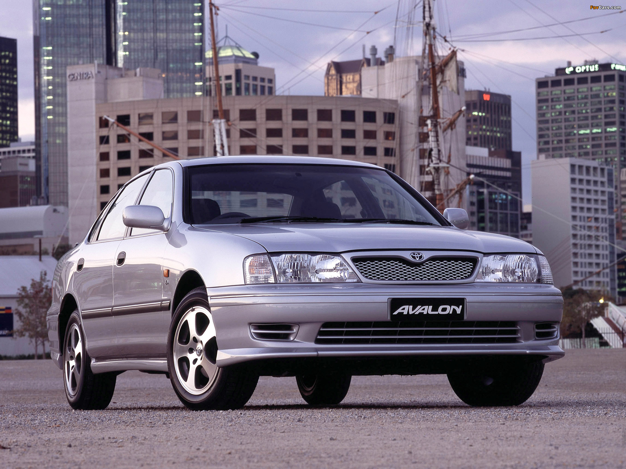 Images of Toyota Avalon AU-spec (MCX10) 2000–03 (2048 x 1536)