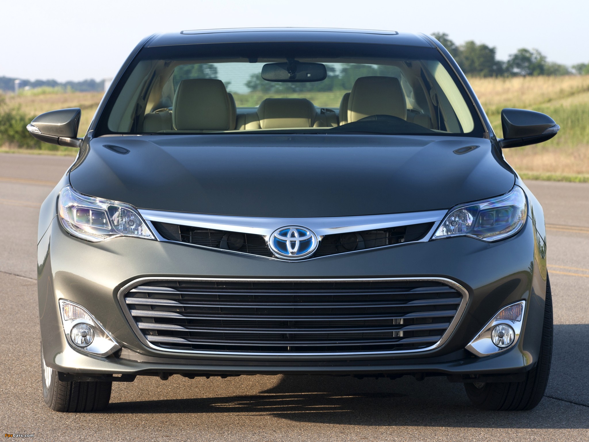 Images of Toyota Avalon Hybrid 2012 (2048 x 1536)