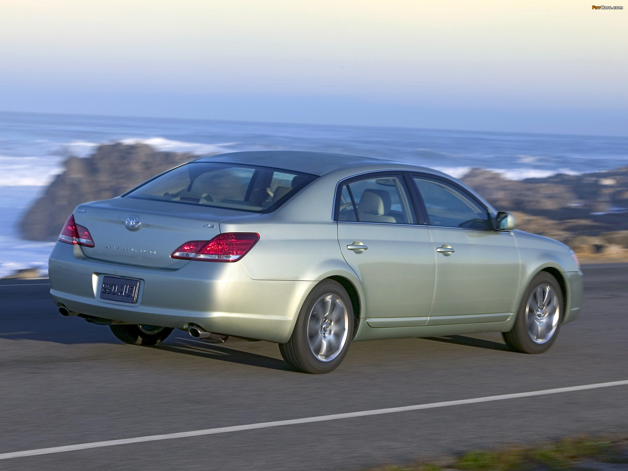 Photos of Toyota Avalon (GSX30) 2005–08 (2048 x 1536)