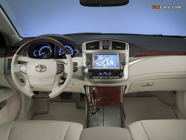 Photos of Toyota Avalon (GSX30) 2010–12 (640 x 480)