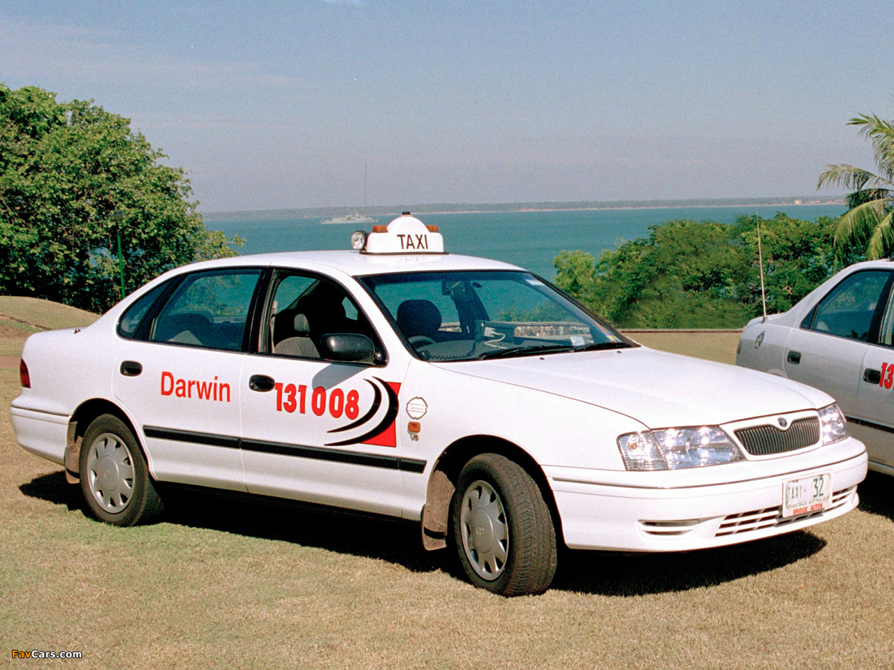 Pictures of Toyota Avalon Taxi AU-spec (MCX10) 2000–03 (1280 x 960)