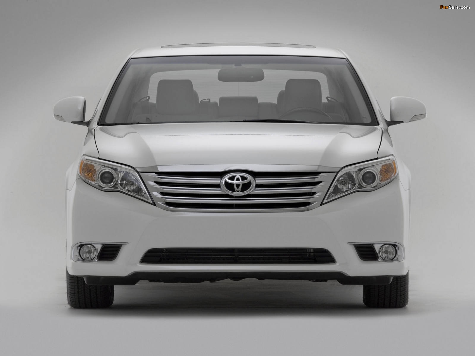 Pictures of Toyota Avalon (GSX30) 2010–12 (1600 x 1200)