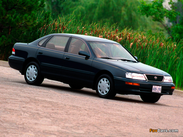 Toyota Avalon (MCX10) 1995–98 images (640 x 480)