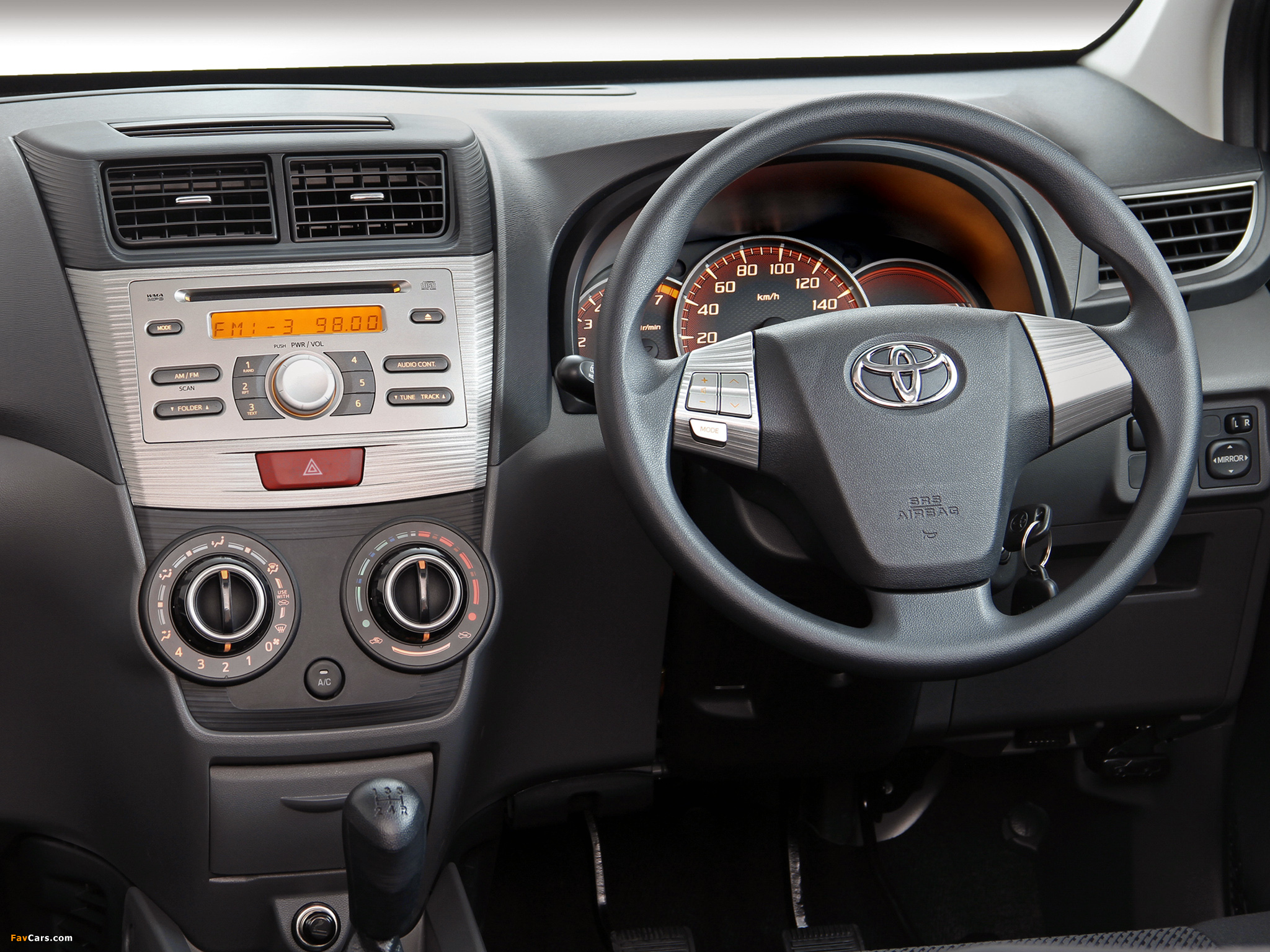 Images of Toyota Avanza ZA-spec 2012 (2048 x 1536)
