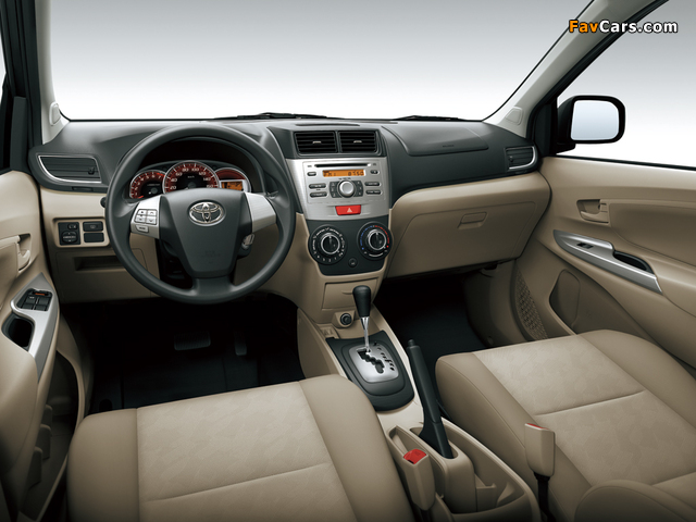Toyota Avanza 2012 images (640 x 480)