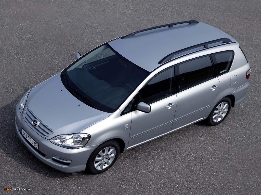 Images of Toyota Avensis Verso 2003–09 (1024 x 768)