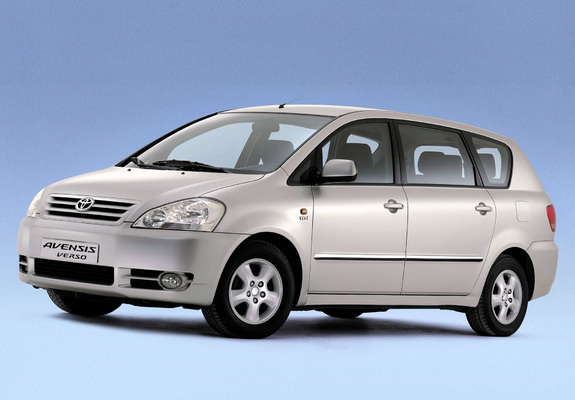 Pictures of Toyota Avensis Verso 2001–03