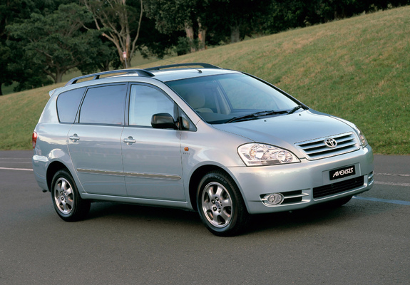 Toyota Avensis Verso AU-spec 2001–03 wallpapers