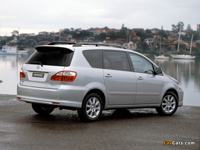 Toyota Avensis Verso AU-spec 2003–09 wallpapers (640 x 480)