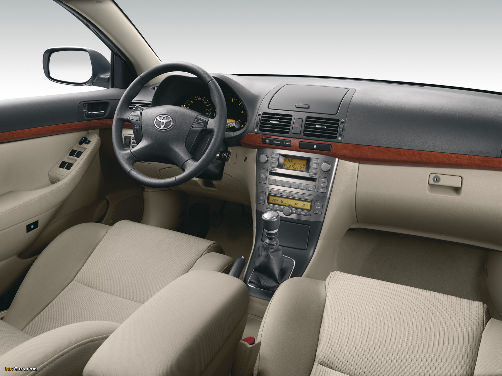 Images of Toyota Avensis Sedan 2006–08 (1600 x 1200)