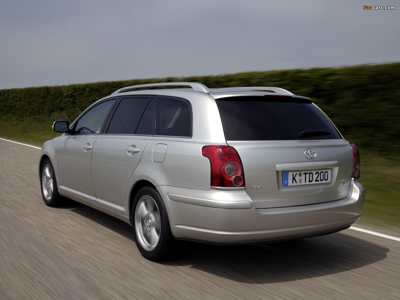 Images of Toyota Avensis Wagon 2006–08 (1280 x 960)