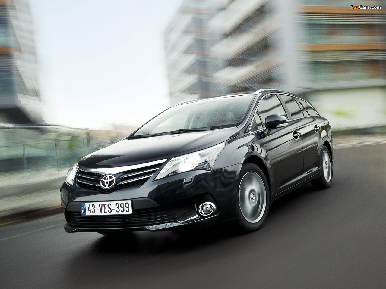 Images of Toyota Avensis Wagon 2011 (1280 x 960)