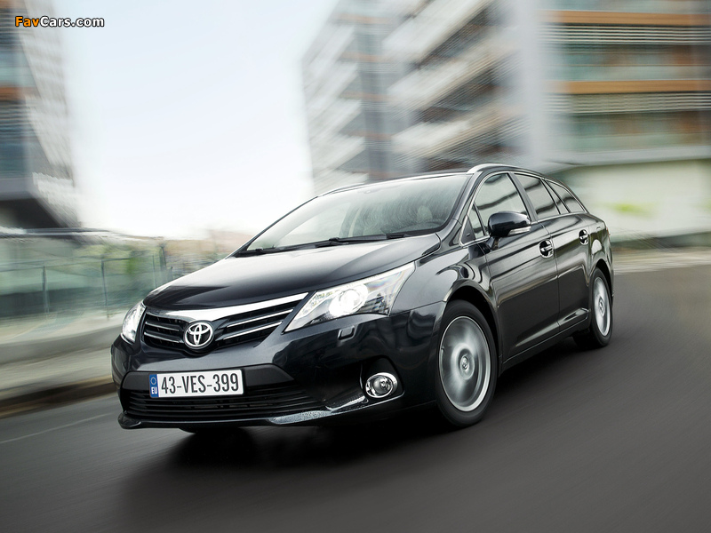 Images of Toyota Avensis Wagon 2011 (800 x 600)