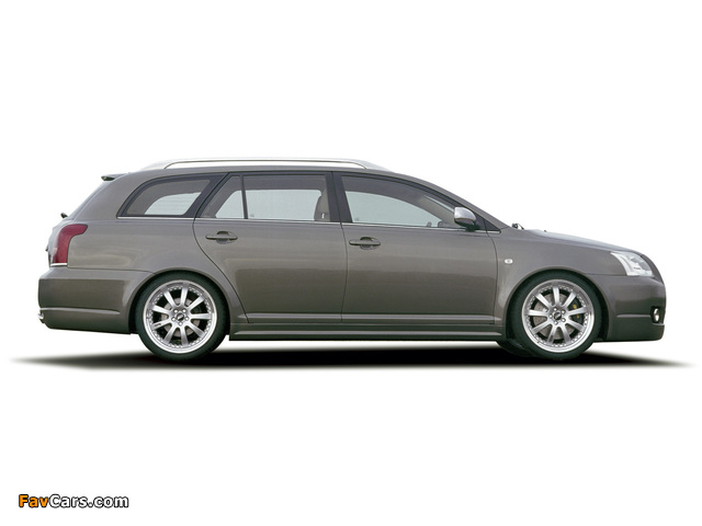 Photos of Toyota Avensis Wagon V6 Biturbo TTE Concept 2003 (640 x 480)