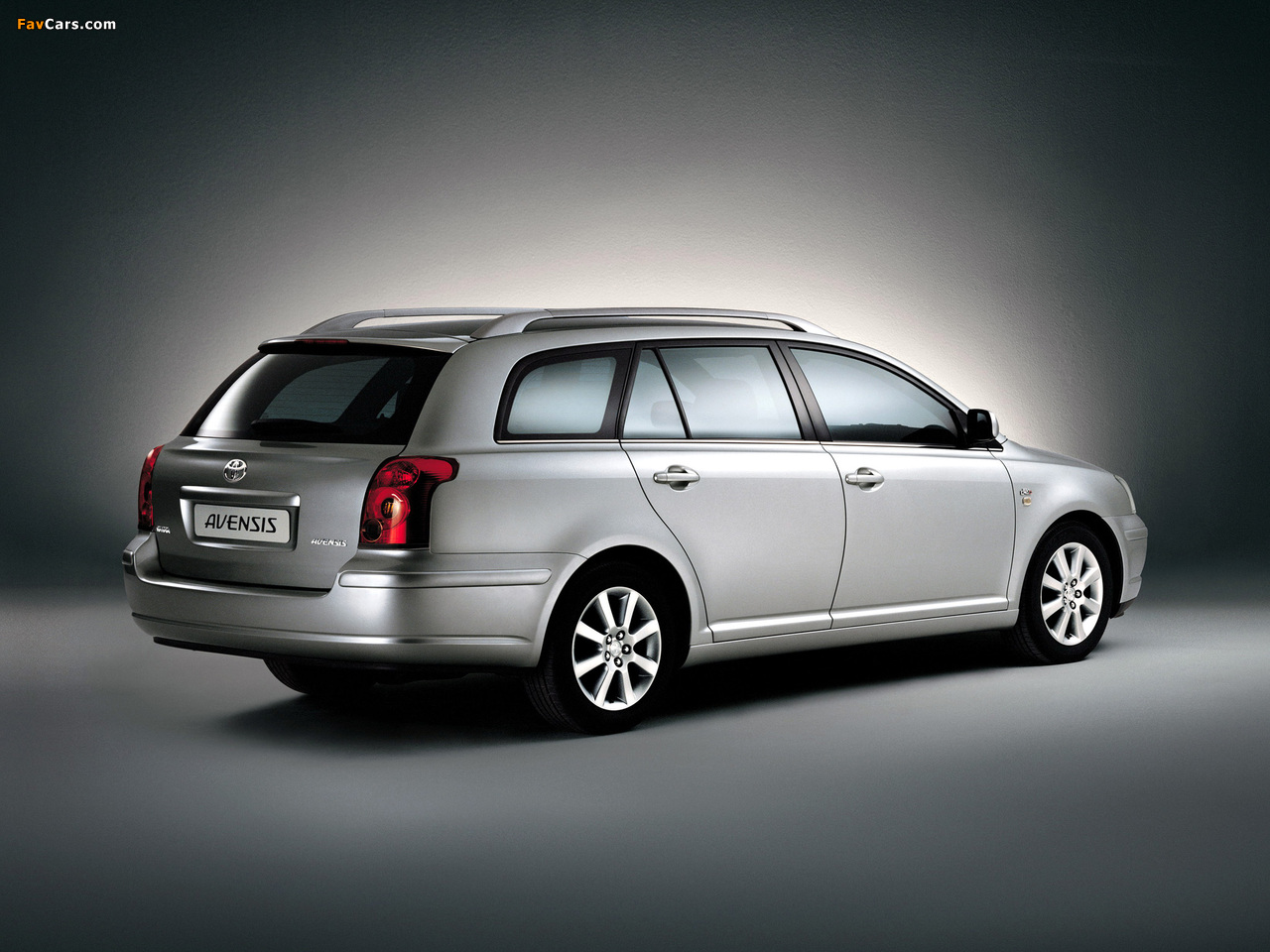 Pictures of Toyota Avensis Wagon 2003–06 (1280 x 960)