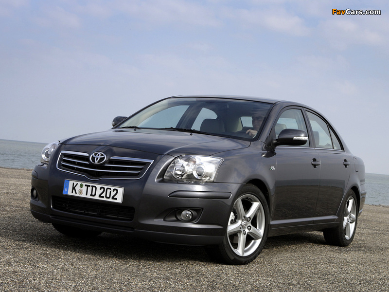 Pictures of Toyota Avensis Sedan 2006–08 (800 x 600)