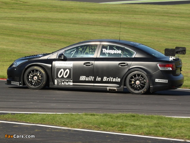 Pictures of Toyota Avensis Sedan BTCC 2010 (640 x 480)