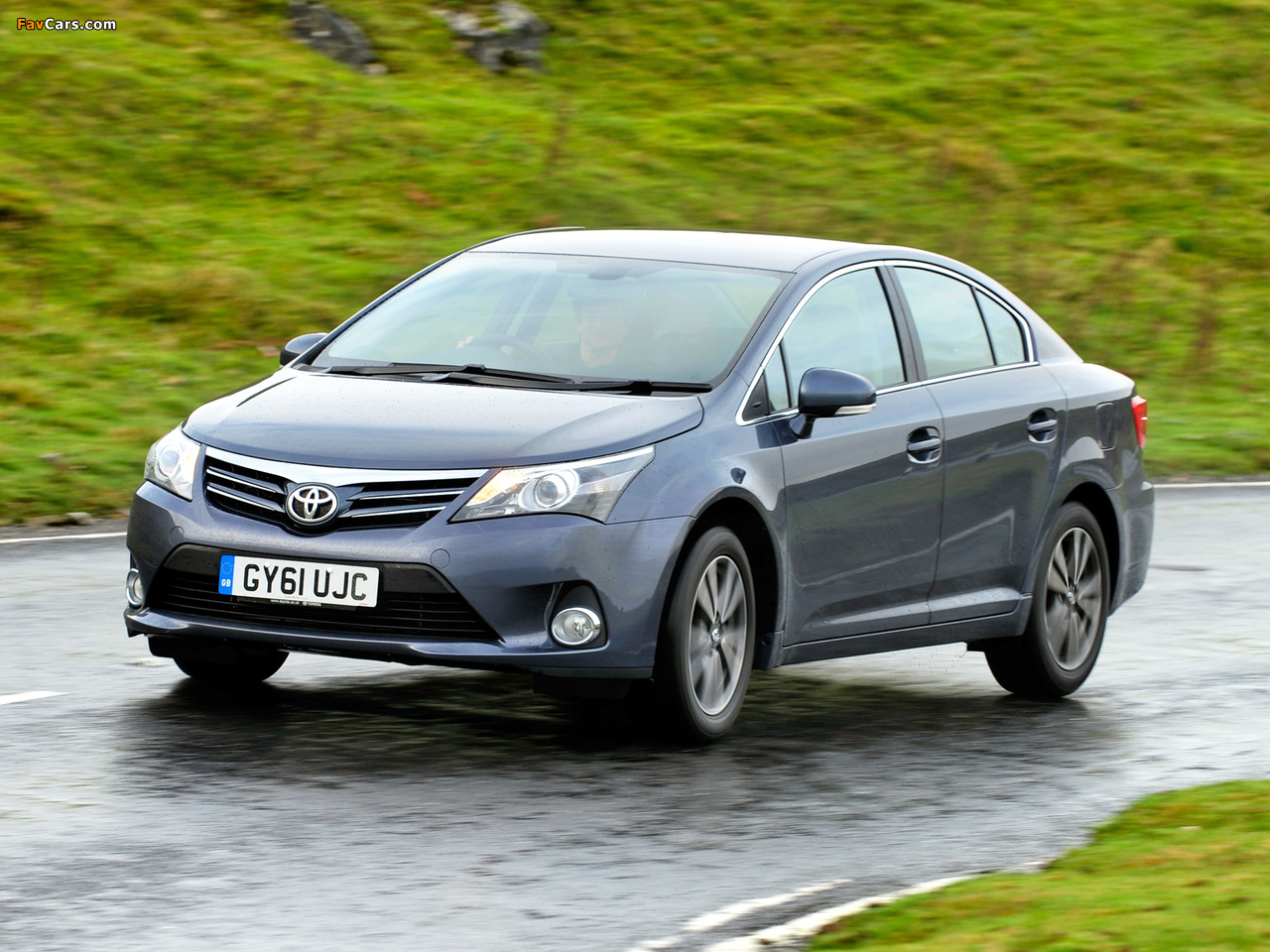 Pictures of Toyota Avensis Sedan UK-spec 2011 (1280 x 960)