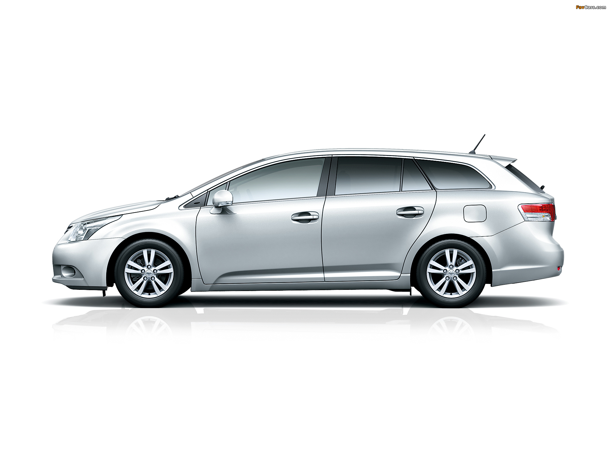 Pictures of Toyota Avensis JP-spec 2011–12 (2048 x 1536)