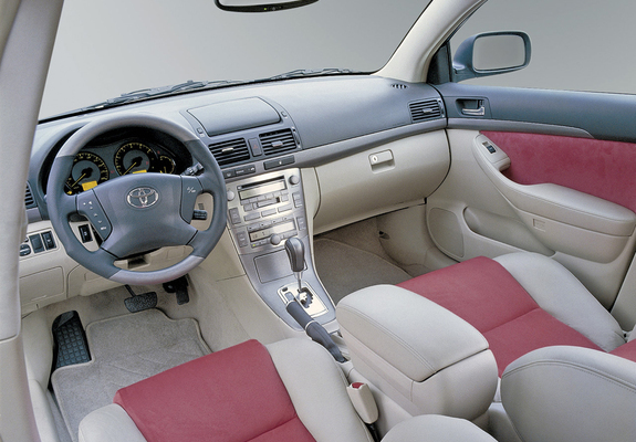 Toyota Avensis Wagon V6 Biturbo TTE Concept 2003 pictures