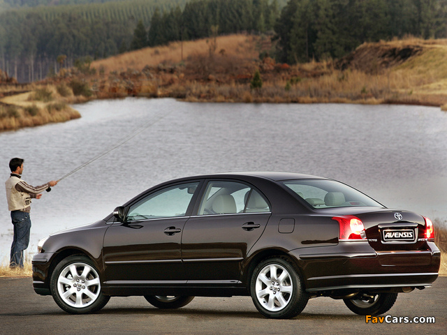 Toyota Avensis Sedan ZA-spec 2006–08 images (640 x 480)