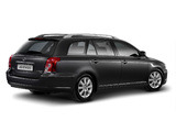 Toyota Avensis Wagon 2006–08 images