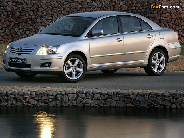 Toyota Avensis Sedan ZA-spec 2006–08 images (640 x 480)